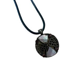 Lia Sophia Mother of Pearl Pendant Necklace